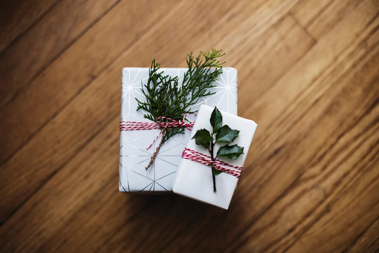 Best Meditation Gifts: 15 Thoughtful Ideas for Mindful People